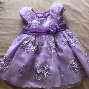 Little girl’s dress